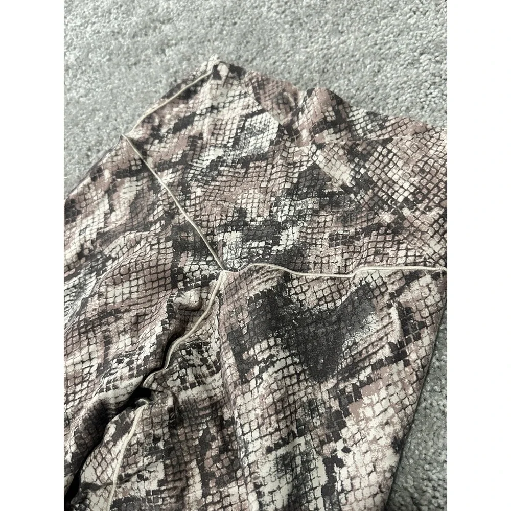 Aerie Snake‎ Print 7/8 Hi Rise Leggings Medium